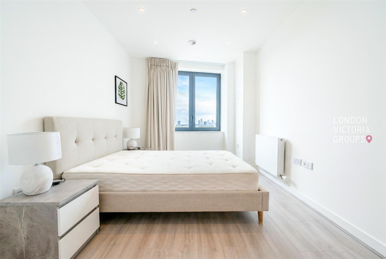 2 bed property in Skyline Apartments, 11 Makers Yard London, London